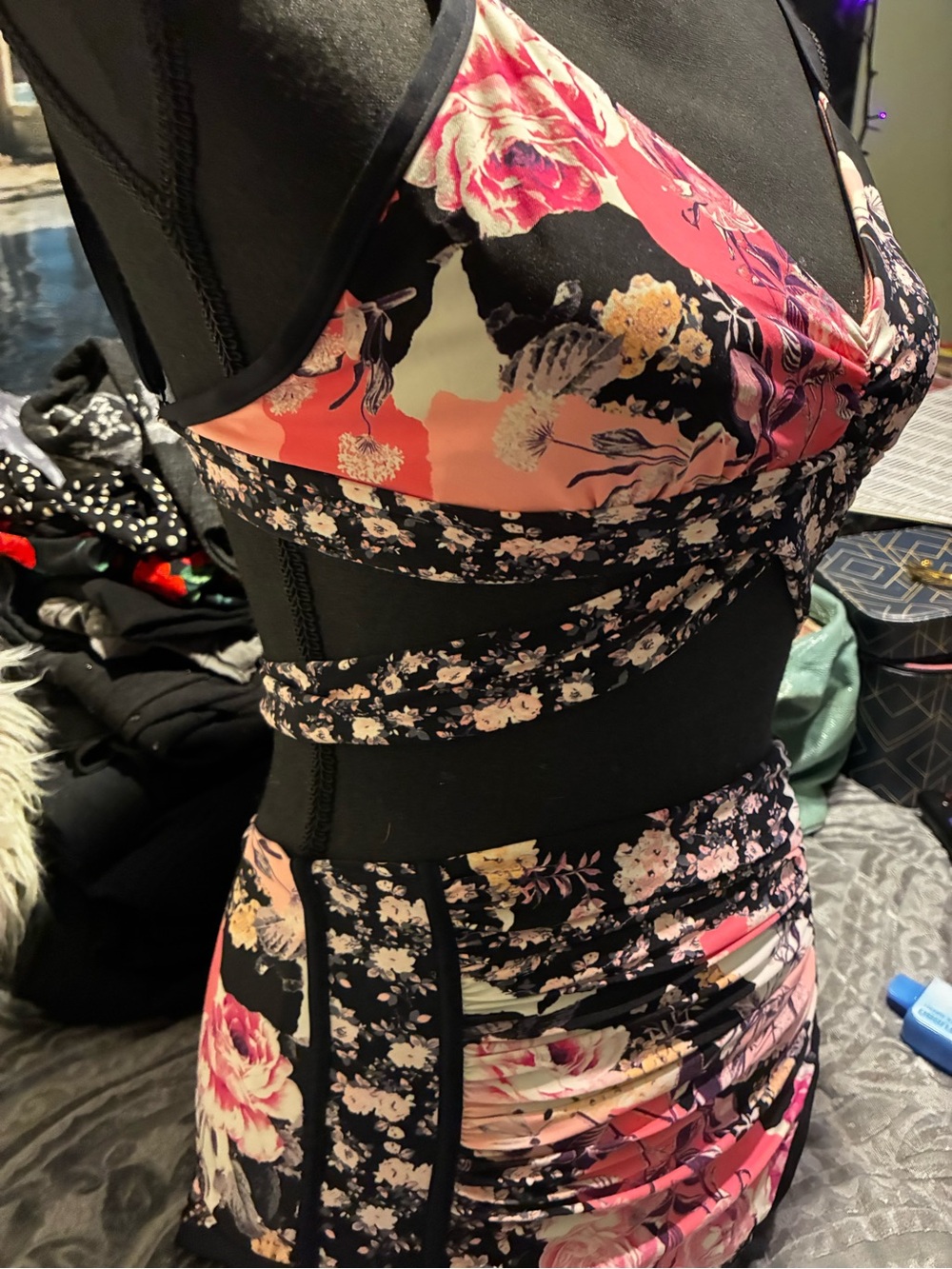 #390| (10)SeafollyFloral High-Waist Bikini Set in Black & Pink - Picture 6 of 8
